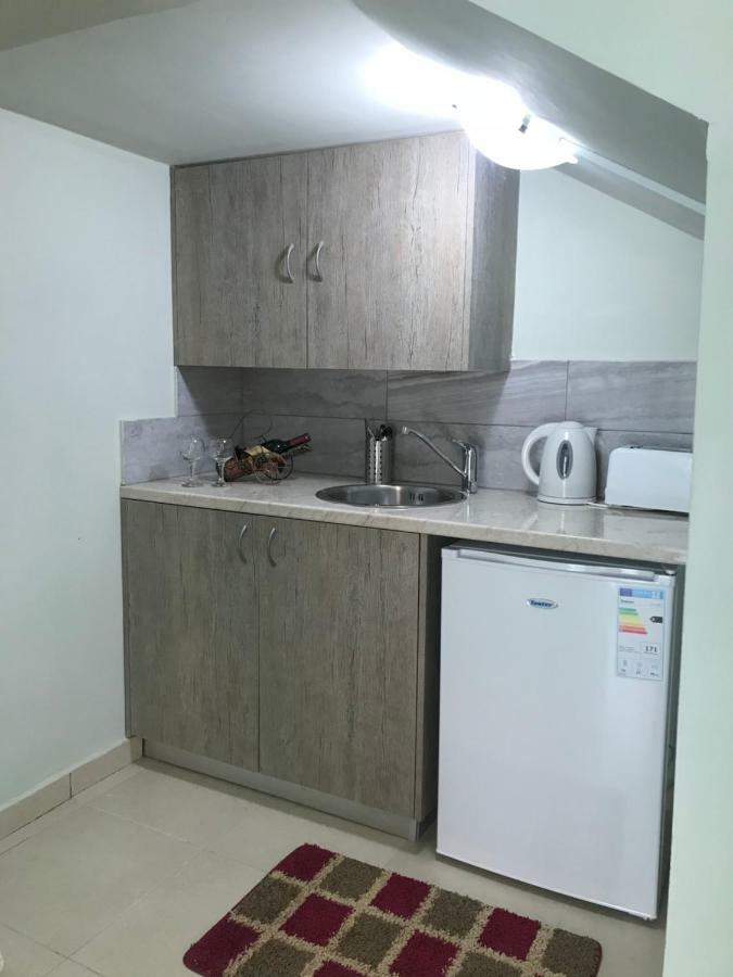 Paphos Livia'S Appartments מראה חיצוני תמונה